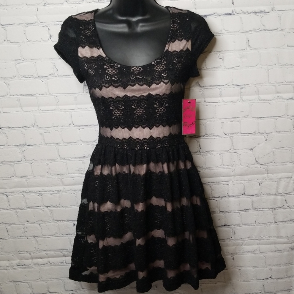Candie's black lace dress